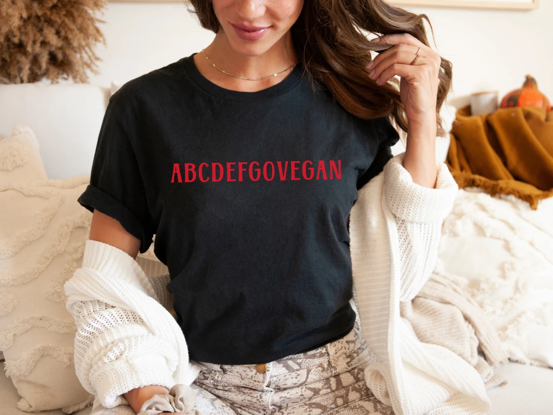 Skuggnas Go Vegan Funny Graphi - Summer Clothing Vibes recensione e prezzo