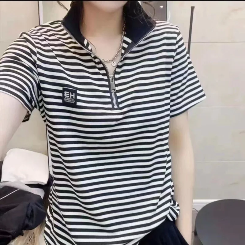 T-shirt Woman Short Sleeve Tee - Summer Green Clothing recensione e prezzo